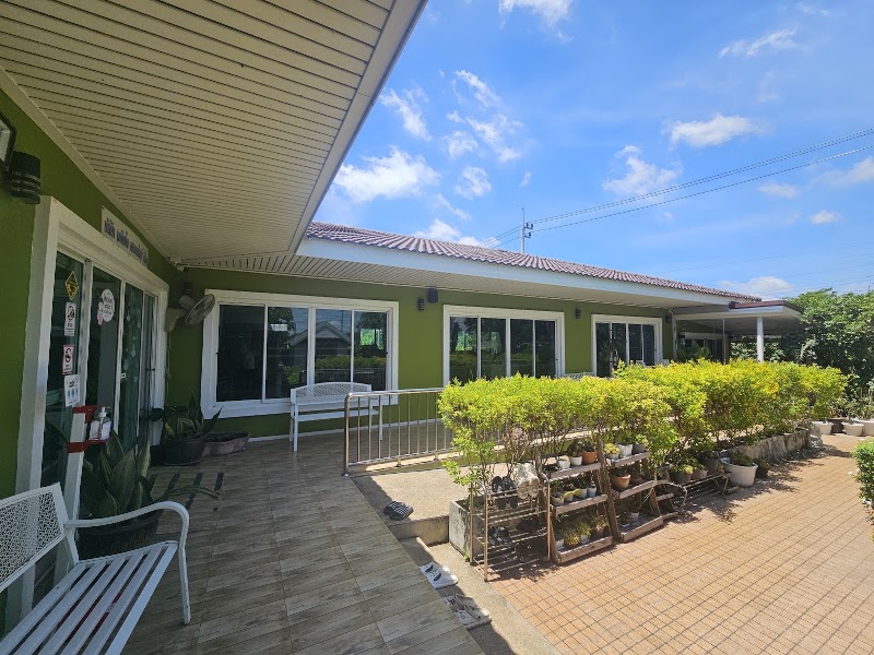 Main center view