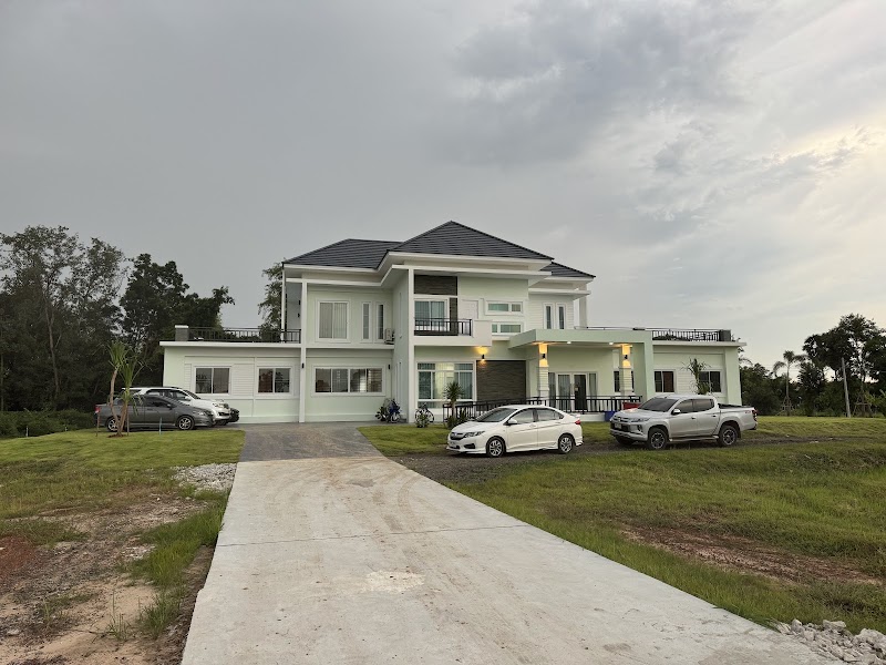 Main center view