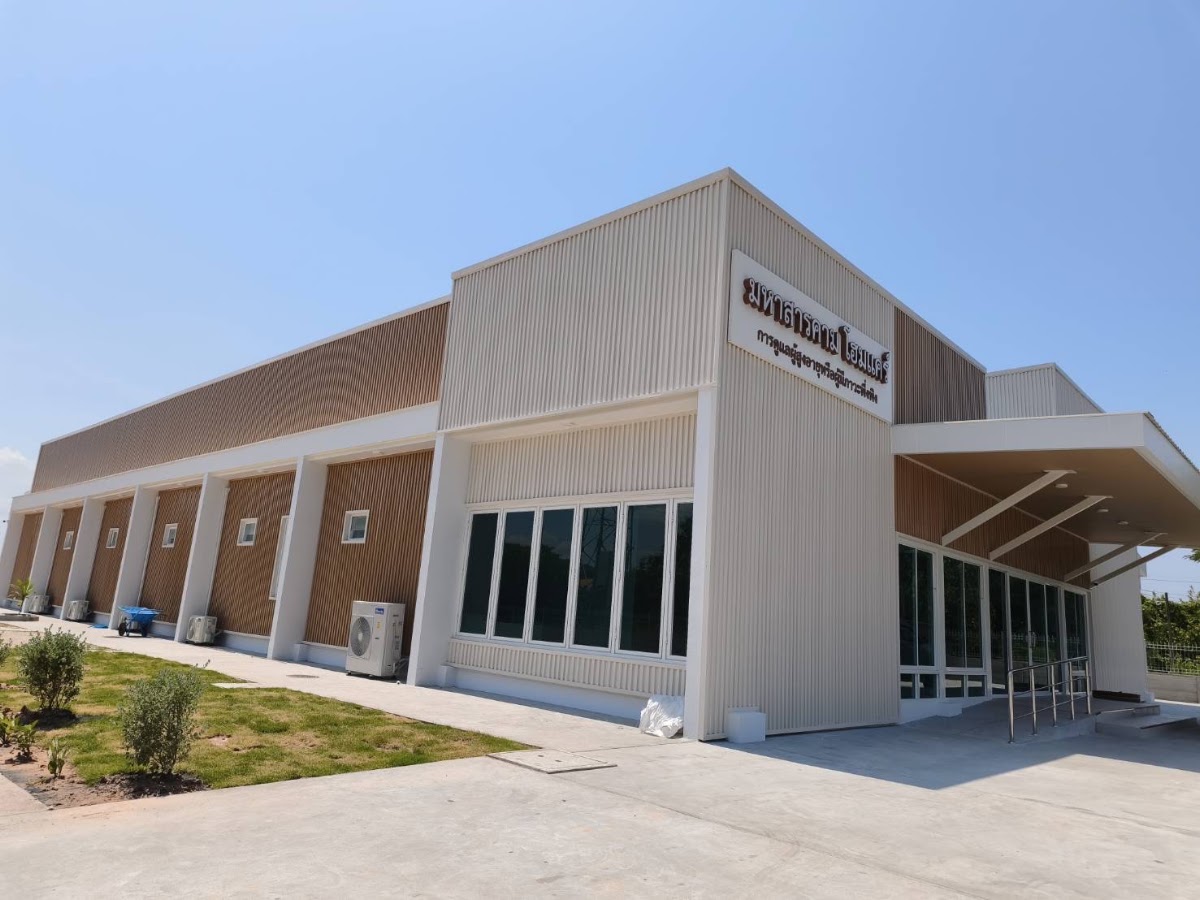 Main center view